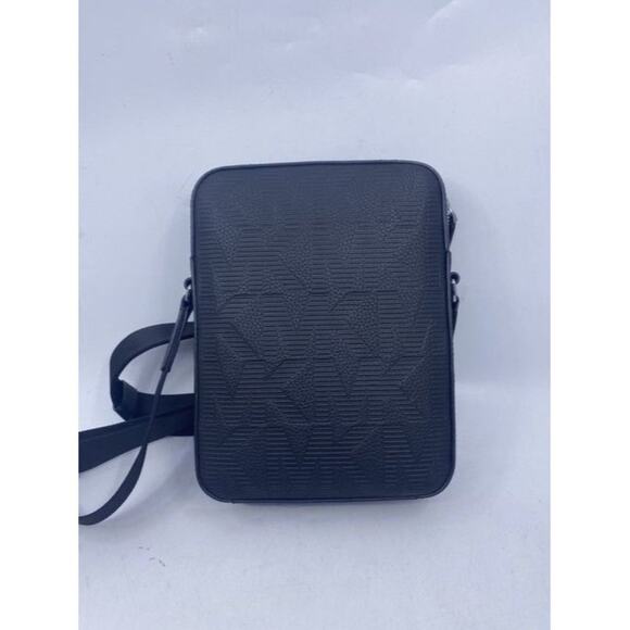 Michael Kors Cooper Logo Flight Black Camellia Matte Leather Cross Body … - Picture 2 of 6